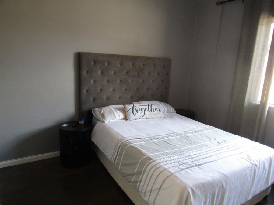 4 Bedroom Property for Sale in Humansdorp Eastern Cape